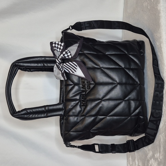 Karl Lagerfeld Handbags - Karl Lagerfeld OVERSIZED Tote Bag 🖤🖤🖤